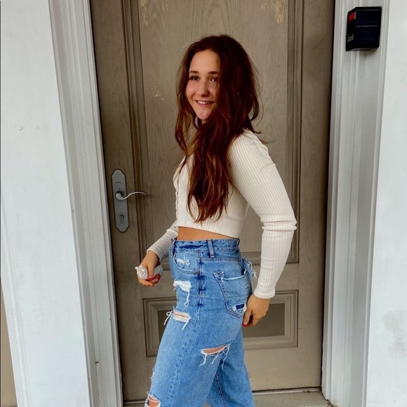 Meet the Posher Other - Meet your Posher, Claire